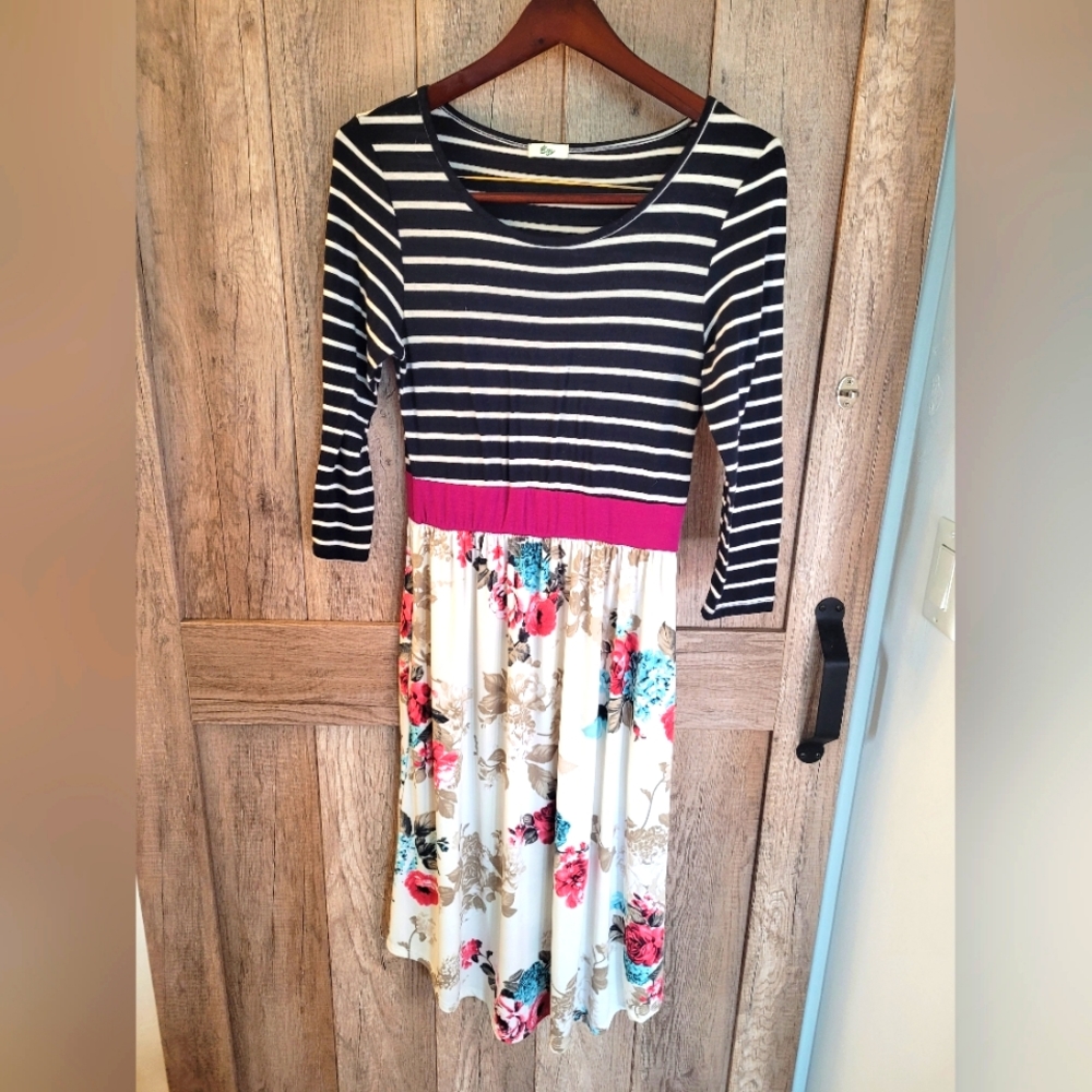 Adorable women's mixed print dress, Navy & White striped top + floral bo…